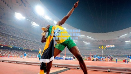 【中国体彩】多特蒙德定位球教练克拉彭自宣离队，短暂合作画下休止符